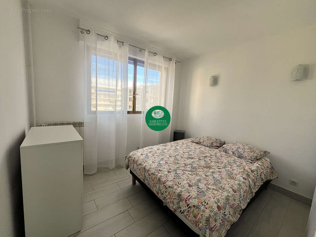 Appartement à SIX-FOURS-LES-PLAGES