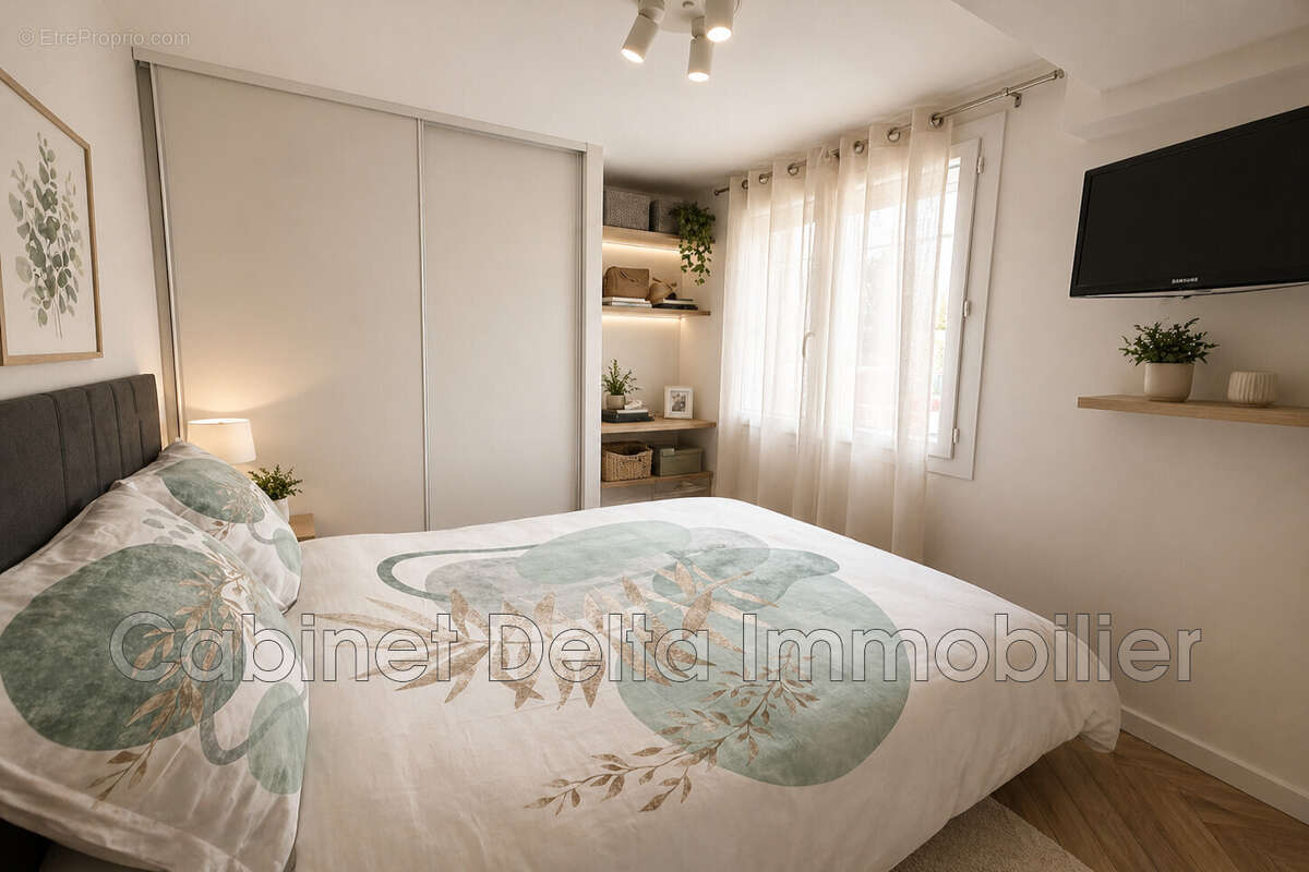 Appartement à SIX-FOURS-LES-PLAGES