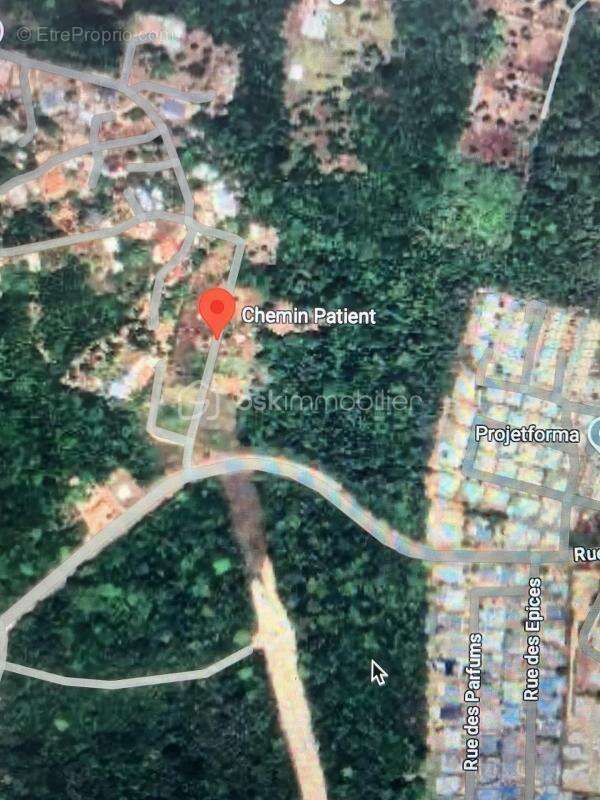 Terrain à REMIRE-MONTJOLY