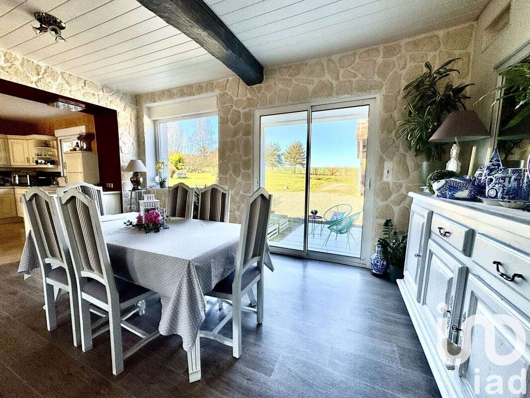 Photo 8 - Maison à NAILLY