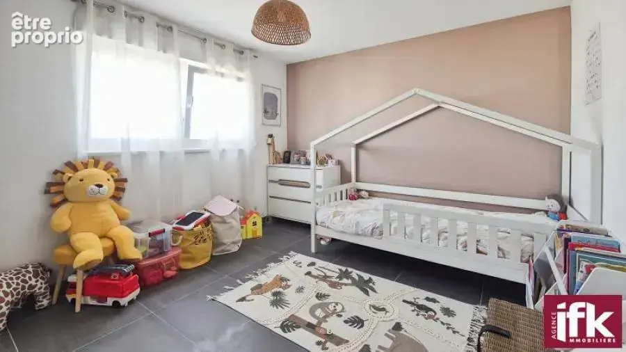 Appartement T4 de 98 m² avec entrée individuelle, balcon, garage et parking - photo 6