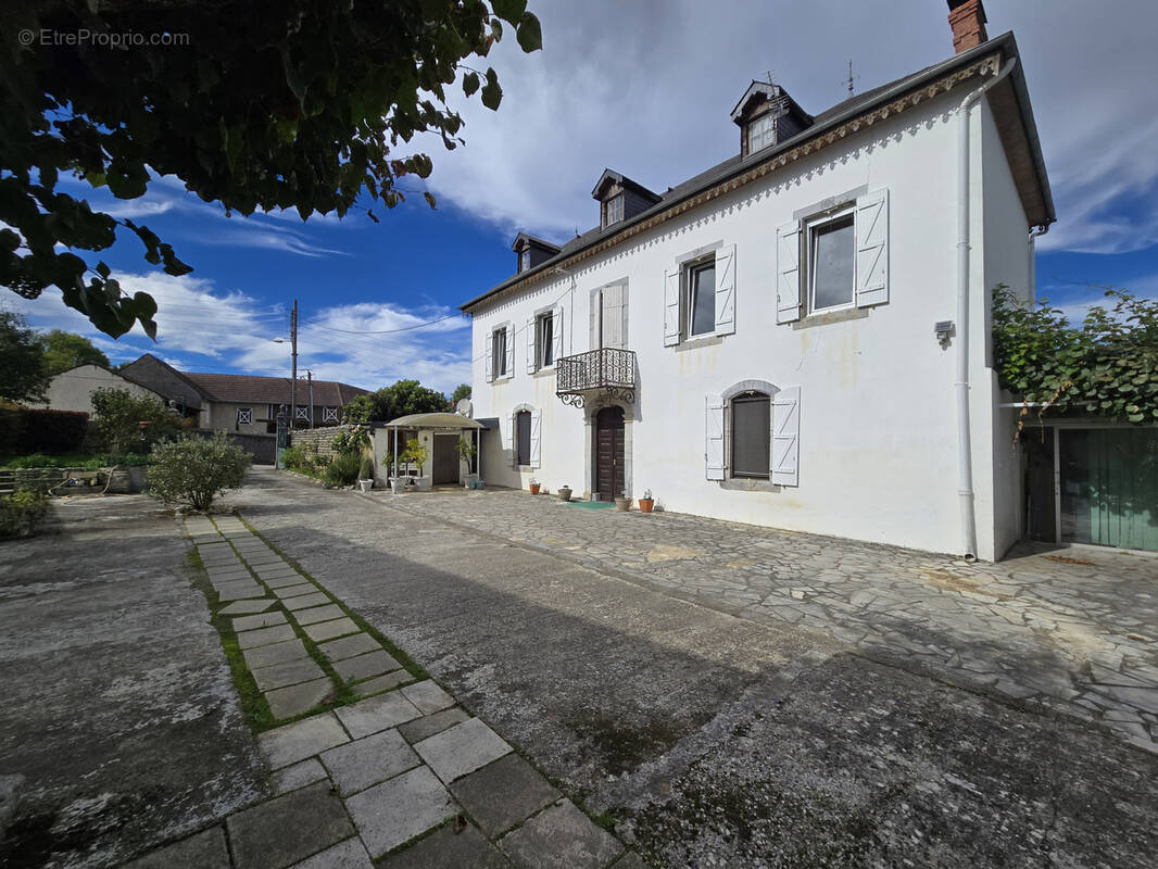 Maison à TARBES