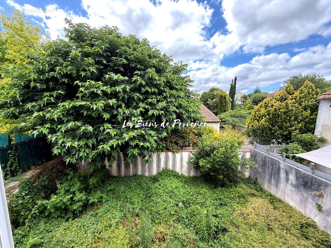 Appartement 90 m² à Saintes  - photo 5
