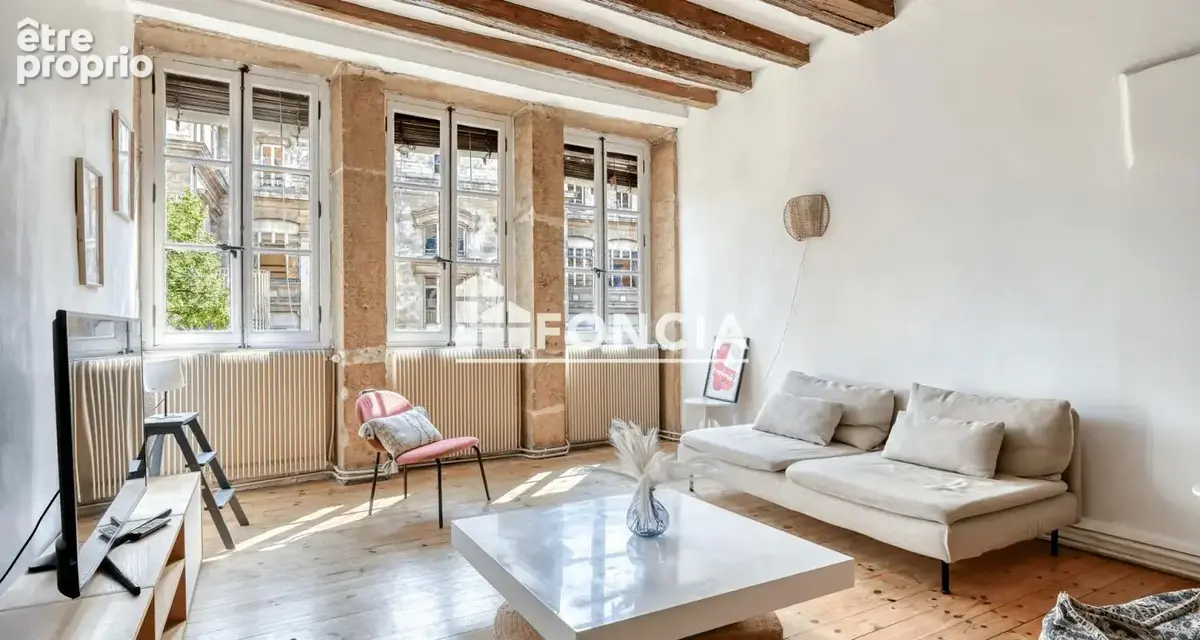 Superbe Duplex T3 de 89 m² (84 m² Carrez) – Vue sur Eglise Saint Georges - photo 4