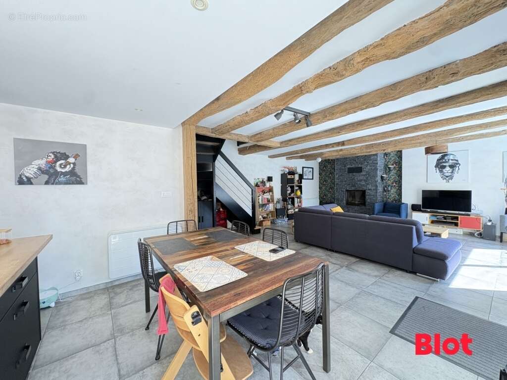 Maison 103 m² à Pleumeleuc  - photo 3
