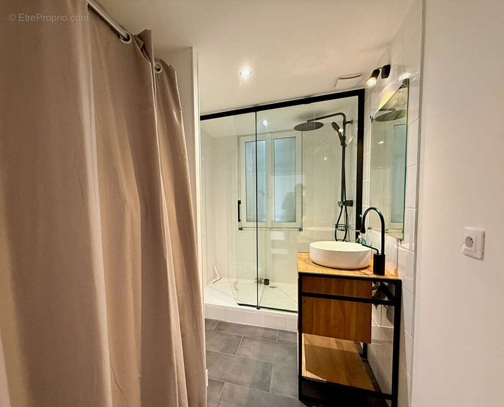 Maison Soyaux 8 pièce(s) 155 m2 - photo 11