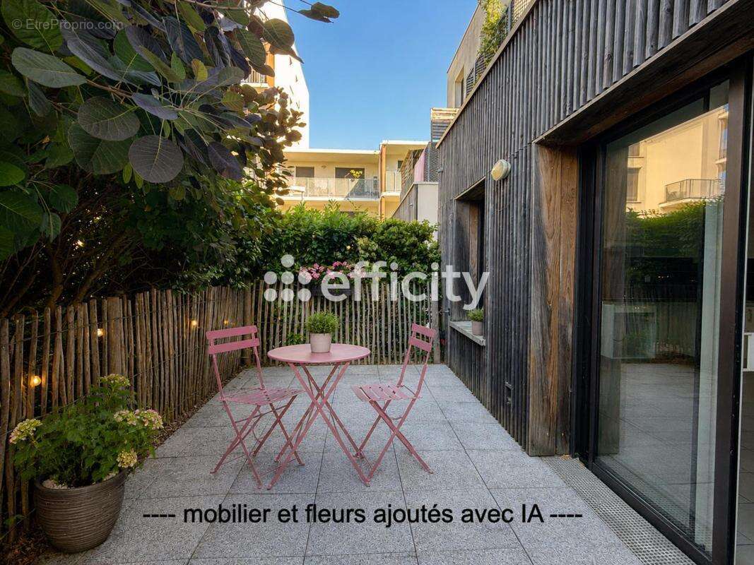 Appartement à BEAUZELLE