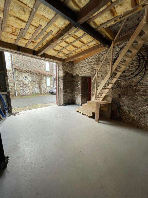 Maison à DOL-DE-BRETAGNE