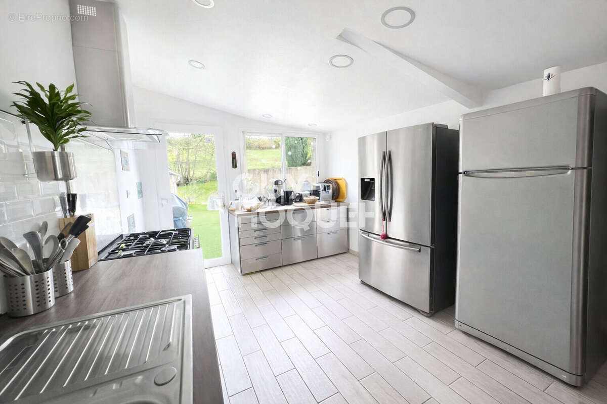 Maison à SAINTE-RADEGONDE