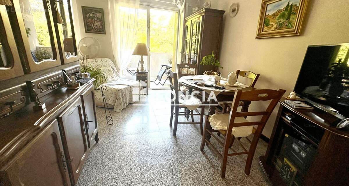 Appartement à HYERES