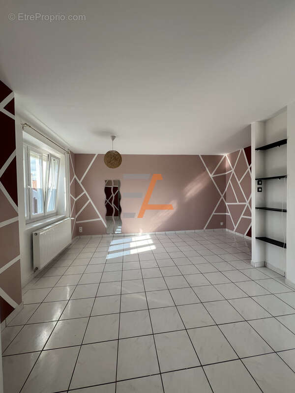Charmante maison duplex avec terrain & grand garage   Unieux   55,68 m2   Mitoyenne côté nord - photo 7