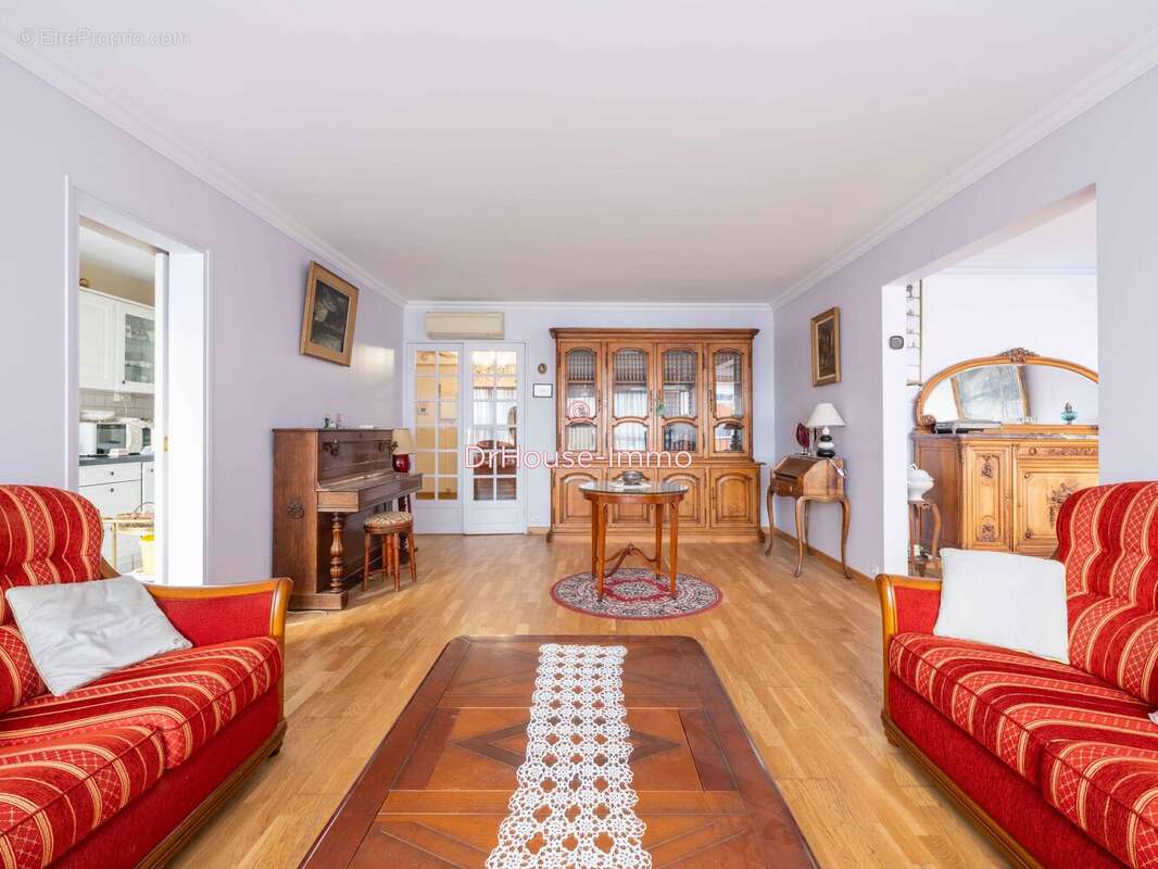 Appartement à SAINT-GRATIEN