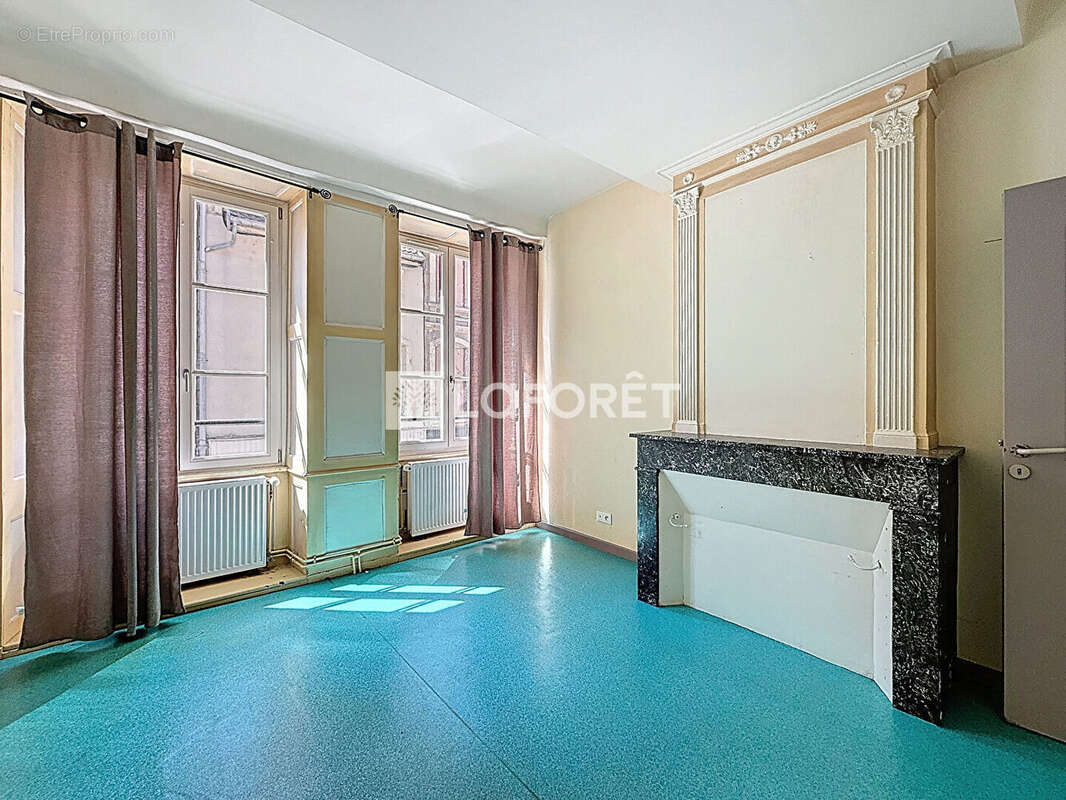 Maison à NEUFCHATEAU