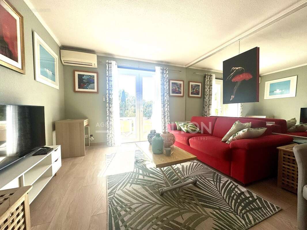 Appartement à VALBONNE