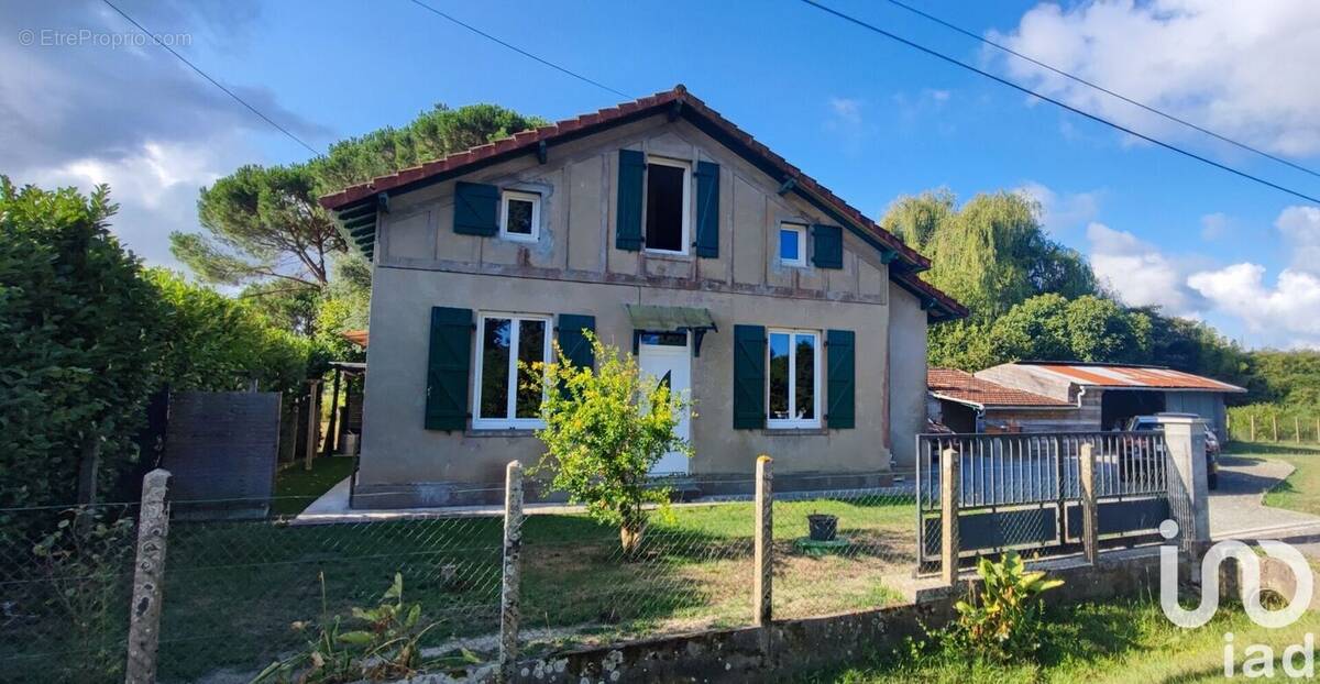 Photo 1 - Maison à SAUGNAC-ET-CAMBRAN