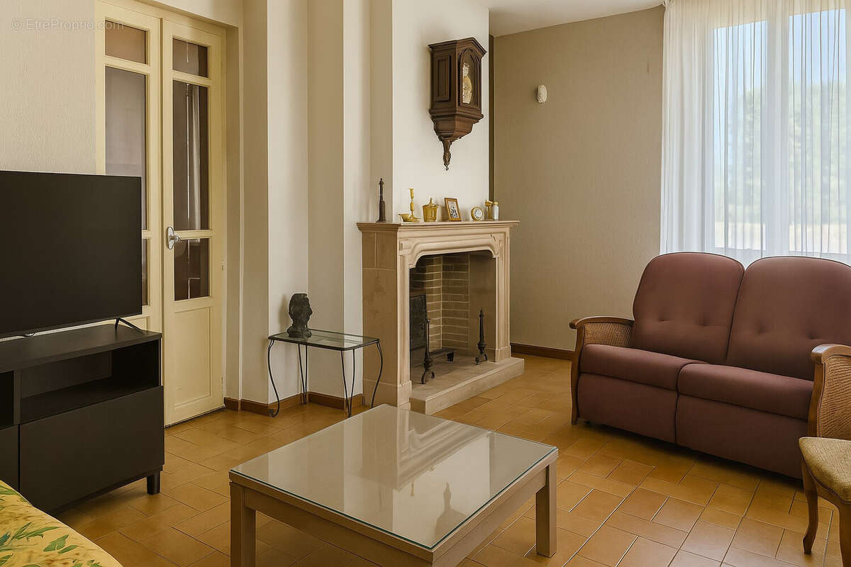 Maison à BRAGNY-SUR-SAONE