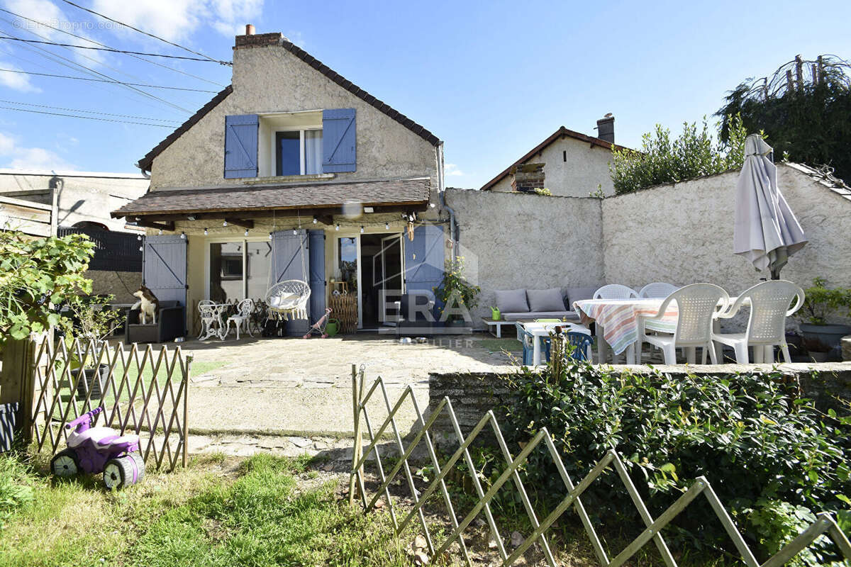 Maison à JOUARS-PONTCHARTRAIN