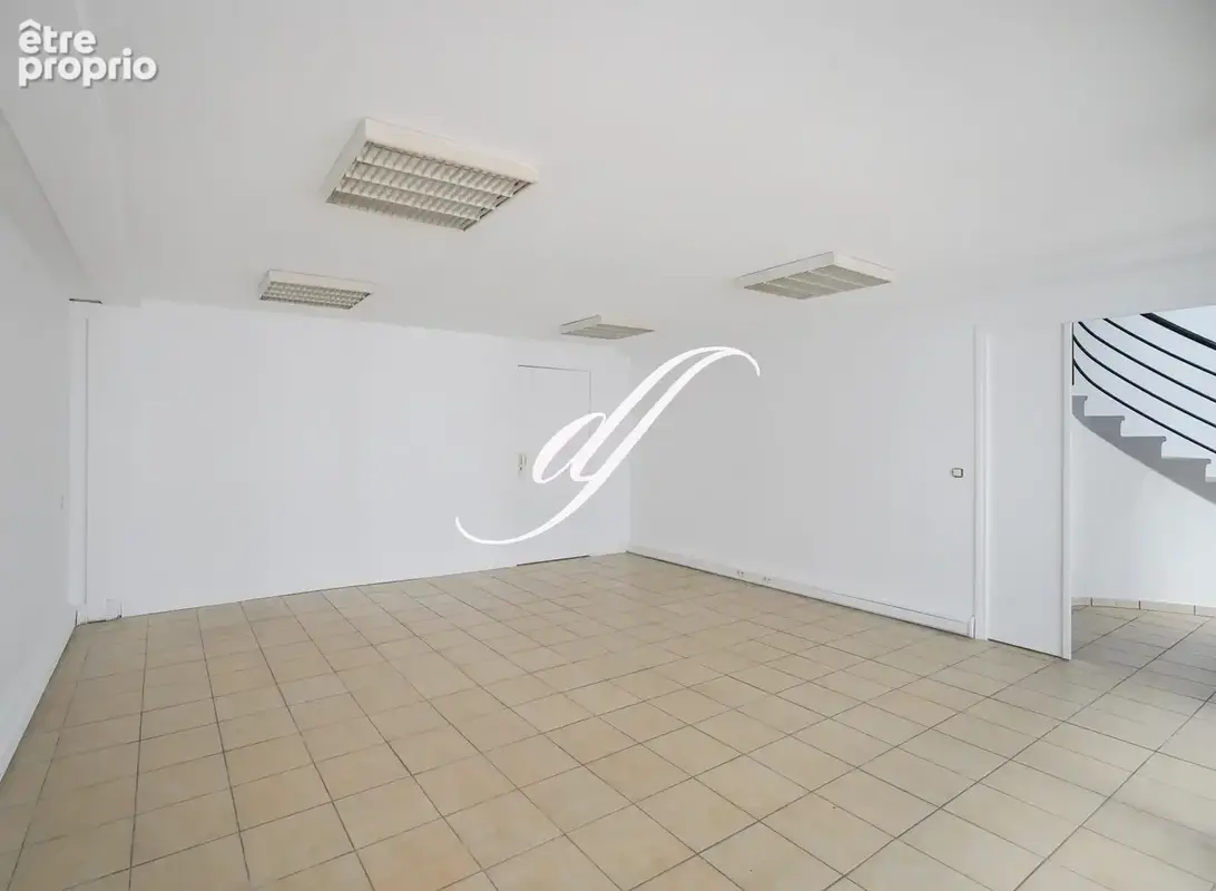Commerce 313 m² à vendre à Paris-5e (75005) - photo 4
