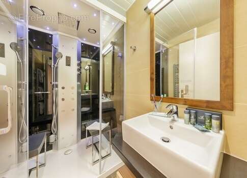 Maison à CHAUMONT-SUR-THARONNE