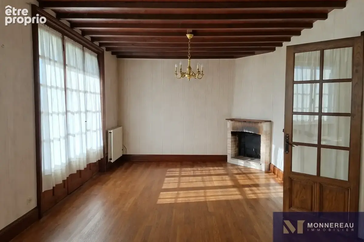 Maison de plain pied avec dependances - photo 4