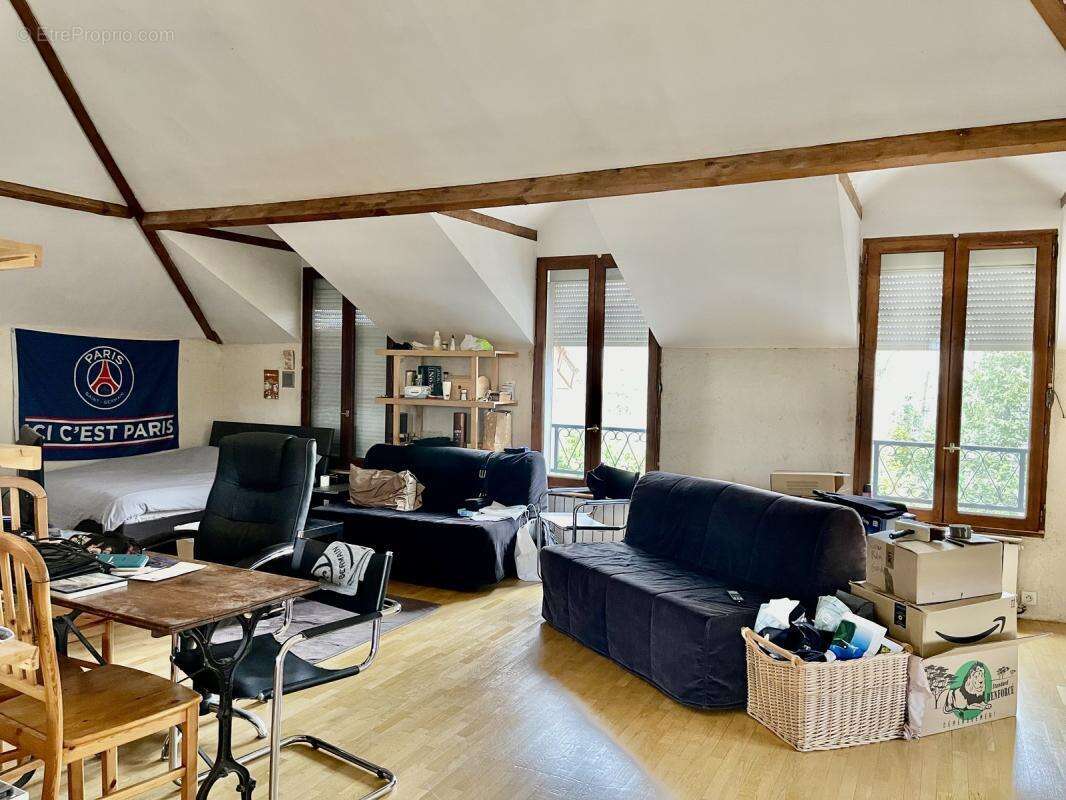 Maison 311 m² à Varennes-Jarcy  - photo 3