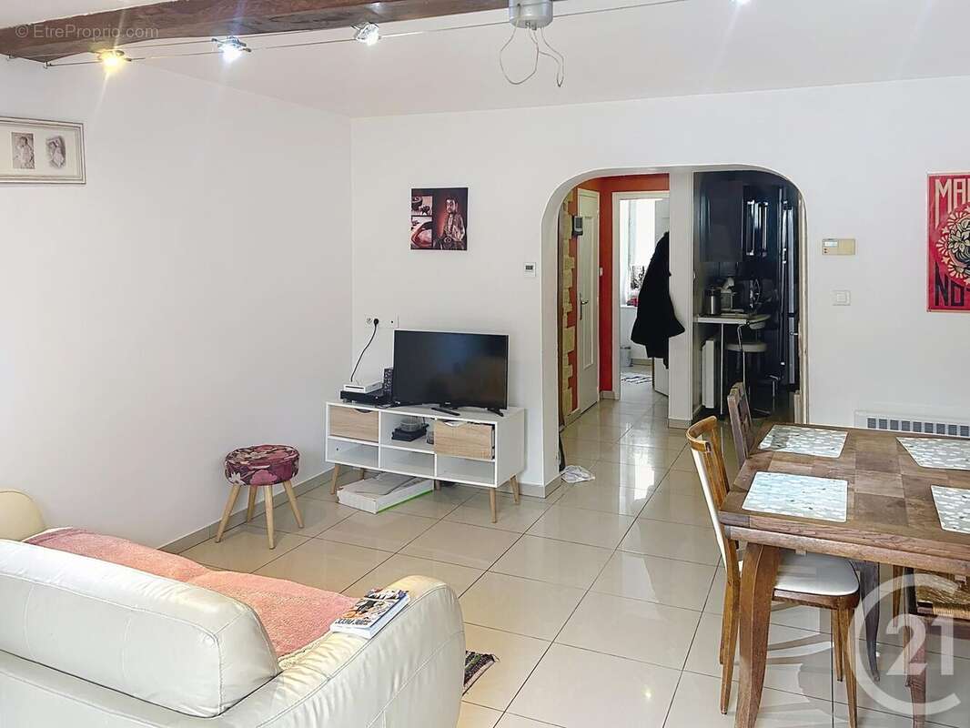 Maison 120 m² à Vallan  - photo 2