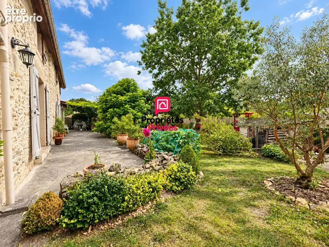 Maison familiale en pierre 4 chambres avec jardin sans vis à vis à Noaillan - photo 3