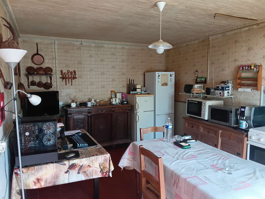 Maison à NERONDES