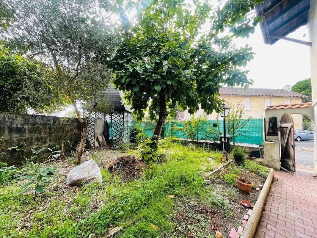 Maison à CASTILLON-LA-BATAILLE