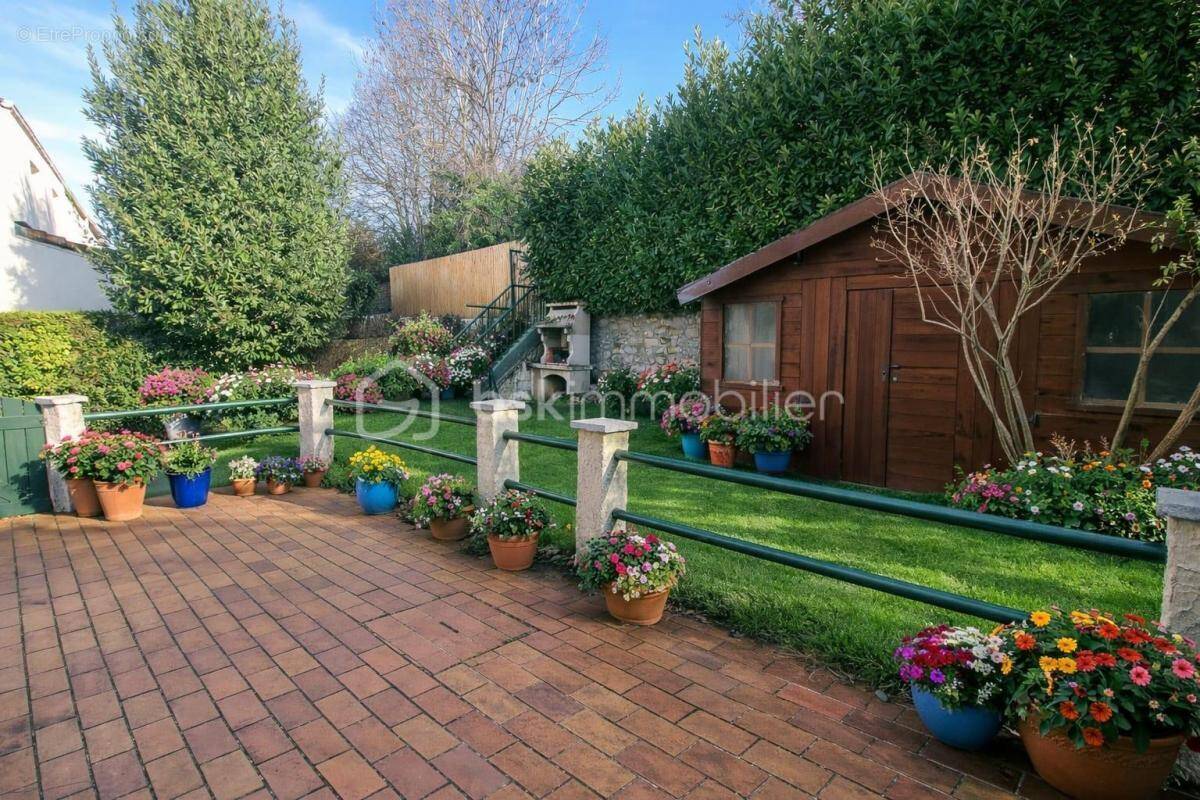 Maison à LONGJUMEAU