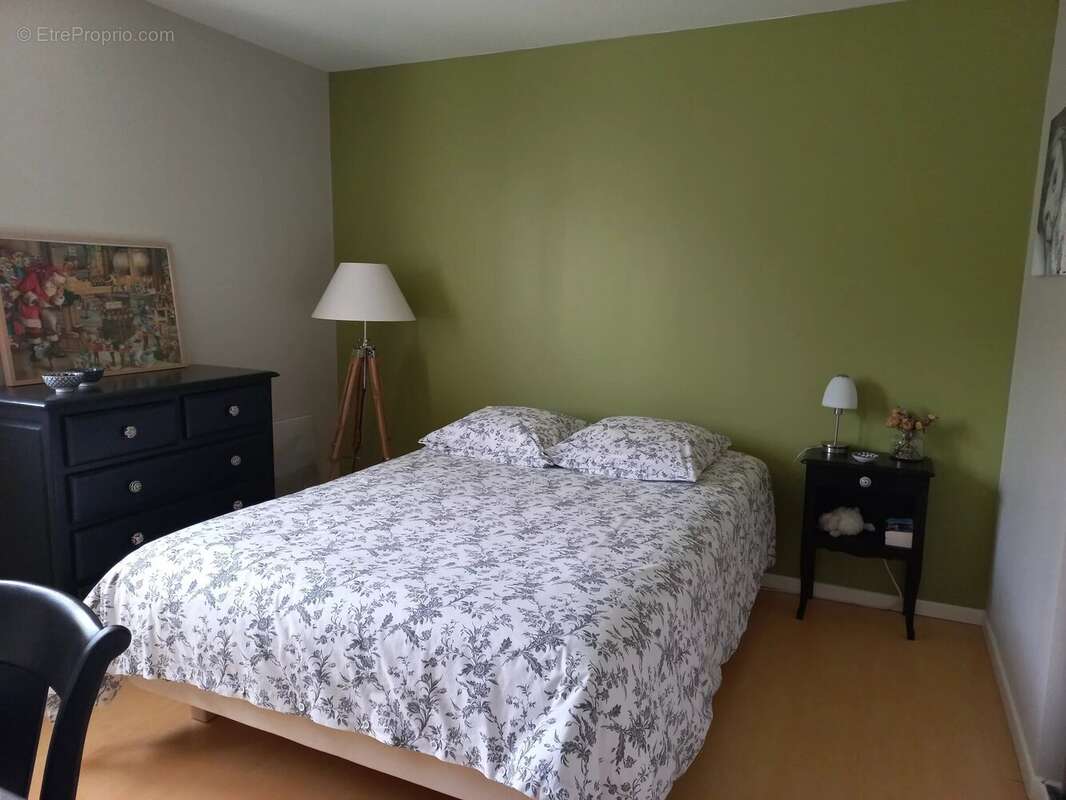 Maison à VOISINS-LE-BRETONNEUX