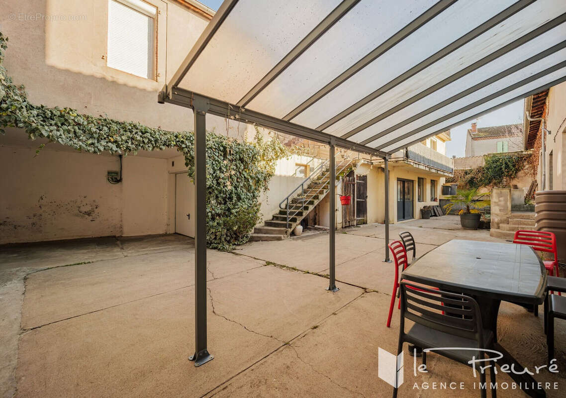 Appartement à SAINT-JUERY