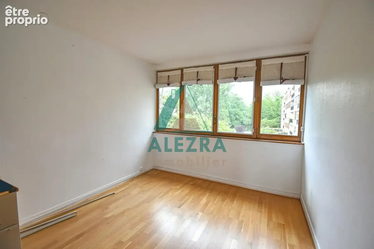 Appartement 75 m² à La Celle-Saint-Cloud  - photo 6