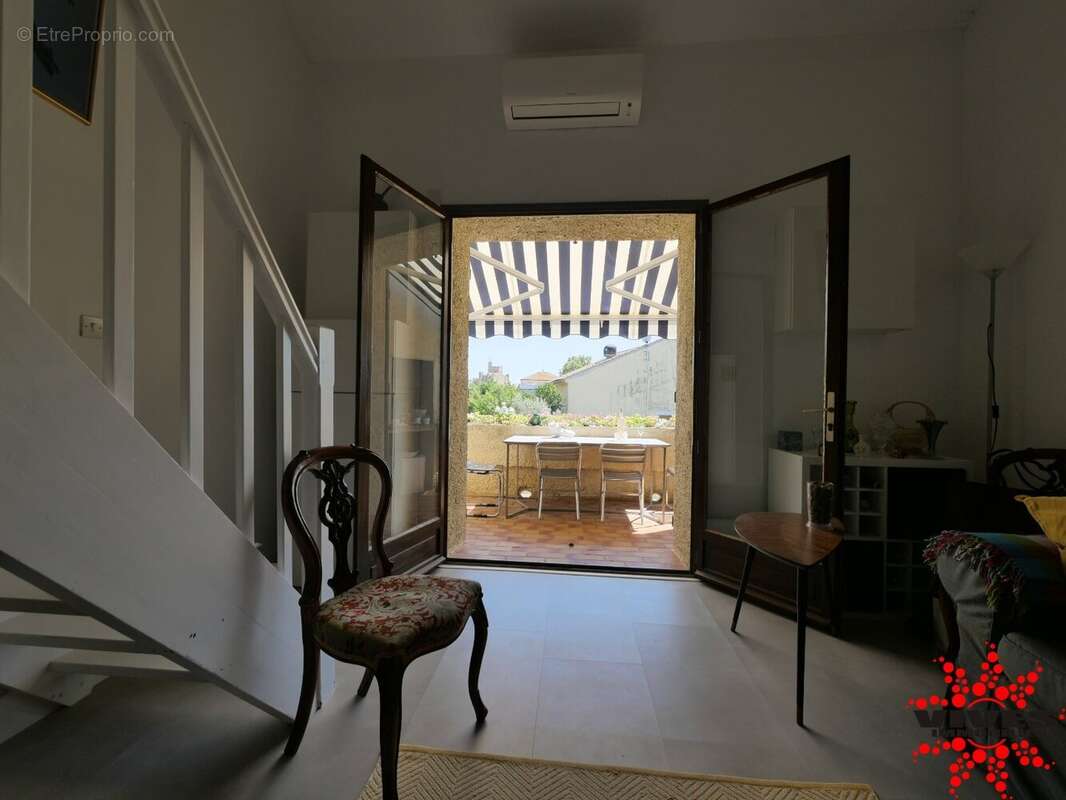 Appartement T2 en duplex avec terrasse et parking - photo 6