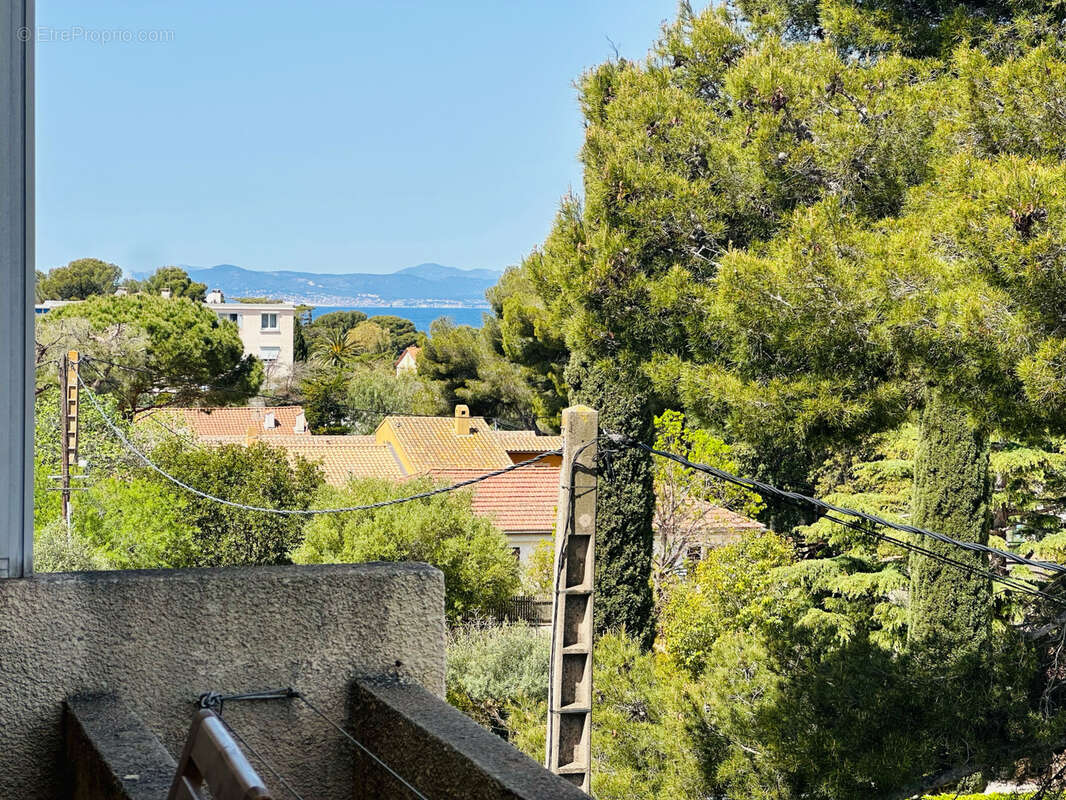 Appartement à SIX-FOURS-LES-PLAGES
