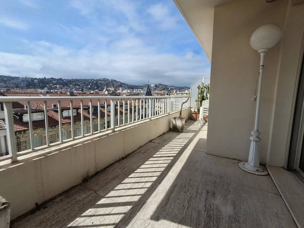 Appartement à NICE