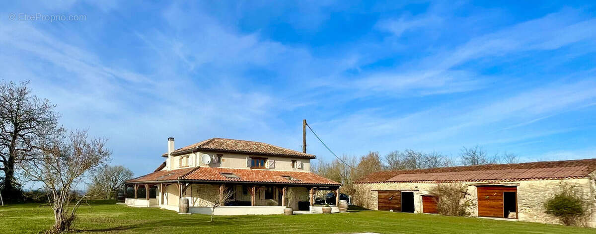 Maison à PUY-L'EVEQUE