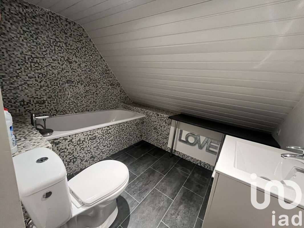 Photo 9 - Maison à NEUVILLE-SUR-ESCAUT