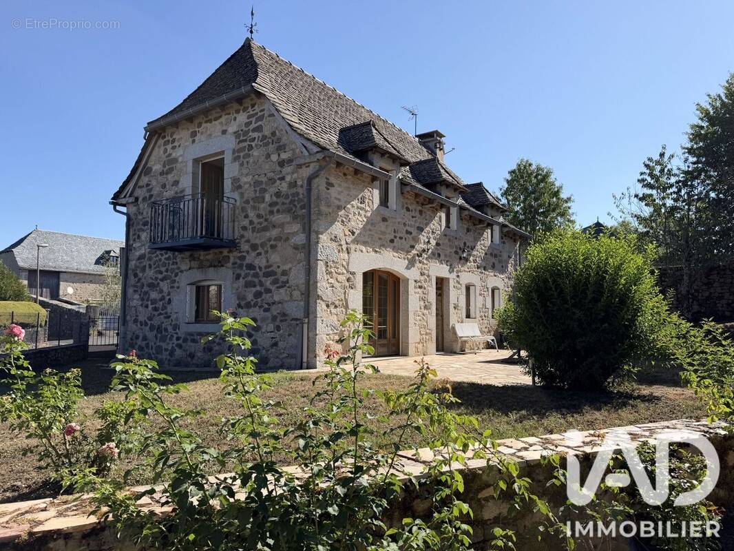 Photo 1 - Maison à LIEUTADES