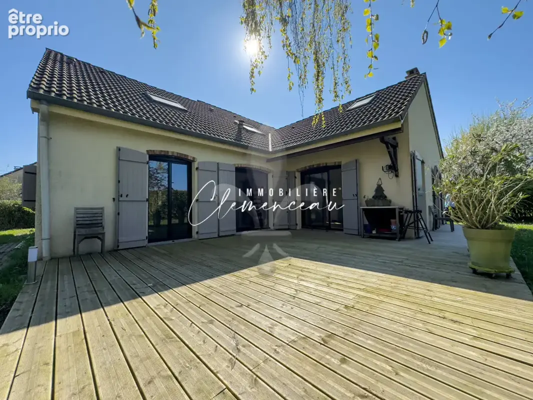 Photo Maison à Villennes-Sur-Seine au prix de 830 000€