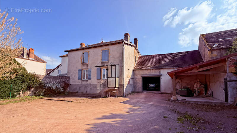 Maison à MARCIGNY