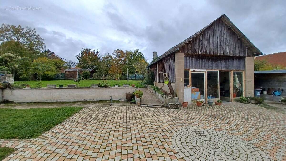 Maison à MONTRICHARD