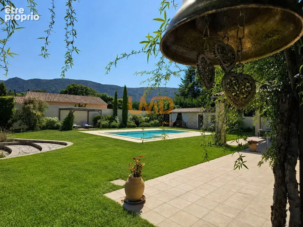 Belle propriété familiale avec piscine et vue sur le Luberon - photo 4