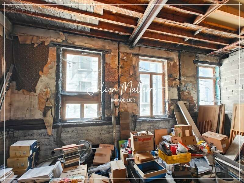 Appartement à SAINT-ETIENNE