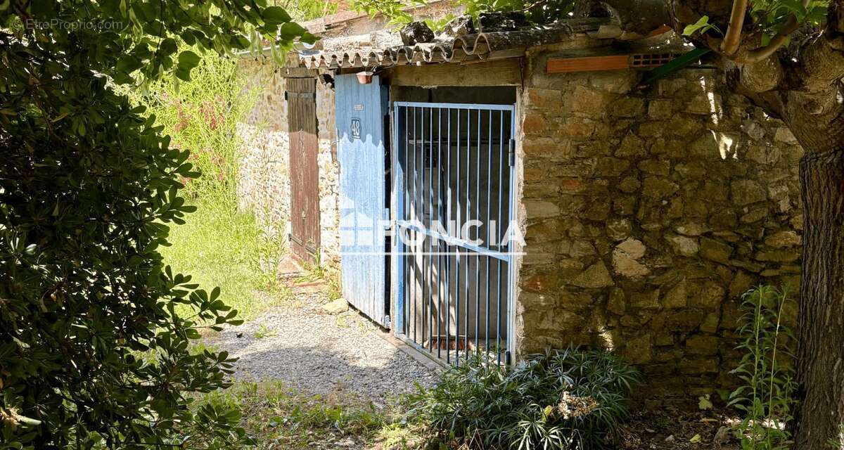 Maison à CORRENS