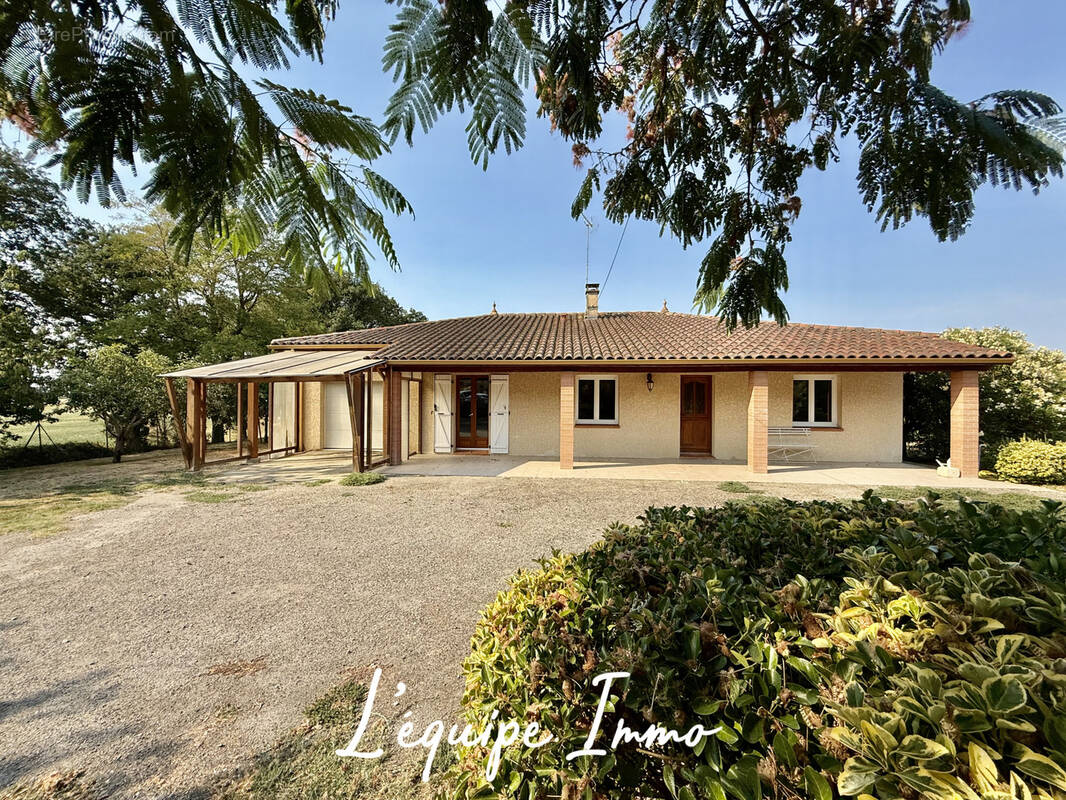 Maison à MONFERRAN-SAVES