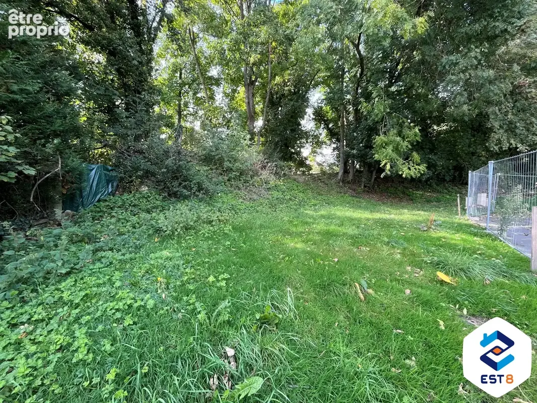 Terrain à VENETTE