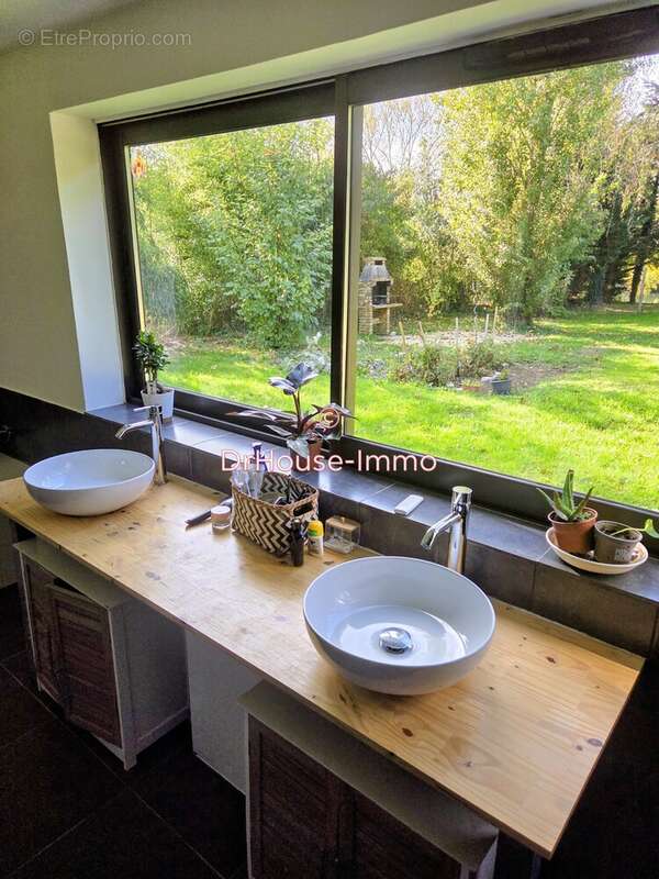 Maison à LA GUIERCHE