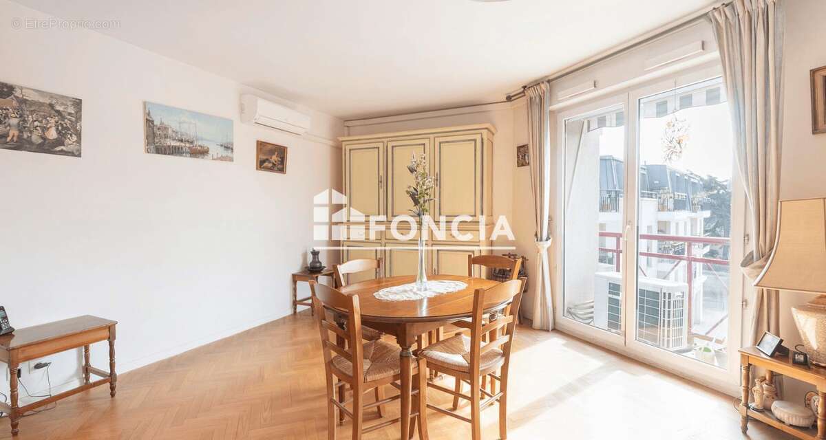 Residence gabriella, hyper-centre-ville, au pied du marche, des ecoles et transports - photo 6