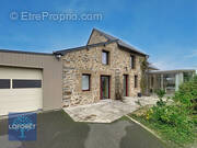 Maison à SAINT-CHRISTOPHE-DES-BOIS